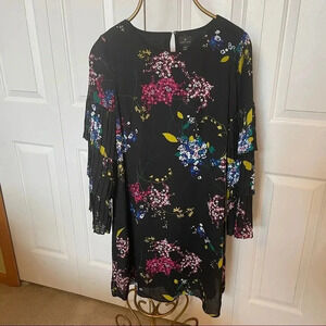 Worthington floral bell sleeve dress size 8‎